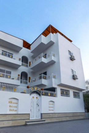 PHARAOHS-guest house- adult only